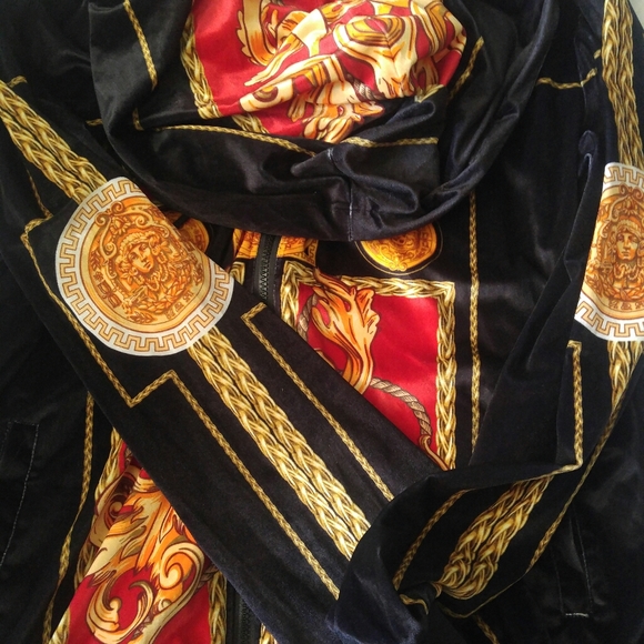 Reason hood sweater - Picture 2 of 4